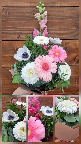 Nyújtott csokor púder színekben